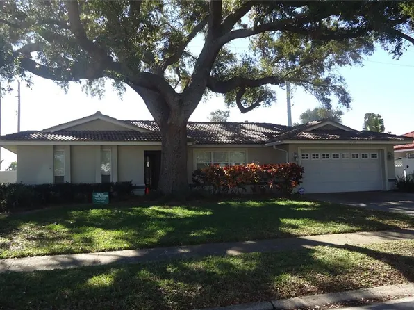 12140 66th Ave, Seminole, FL 33772