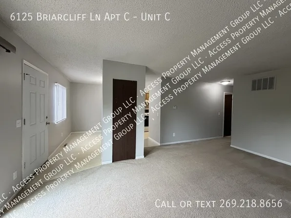 6125 Briarcliff Ln Unit C, Kalamazoo, MI 49009
