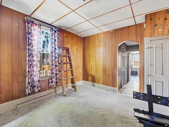 4th image of 1412 S 32nd STREET