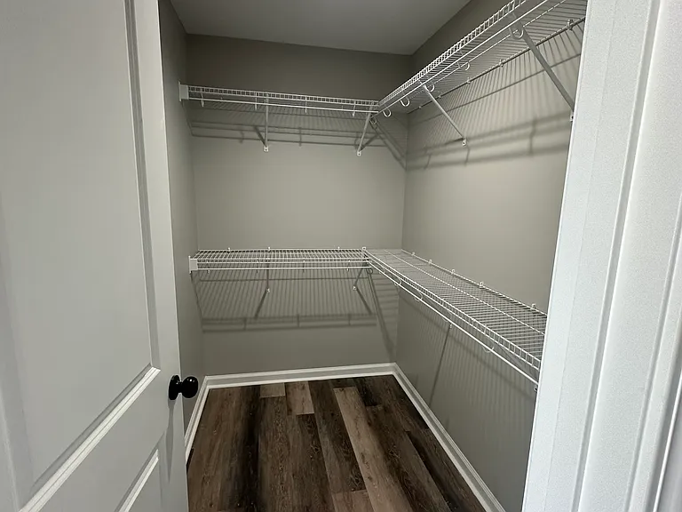 7057 Caravan Dr — Photo 8