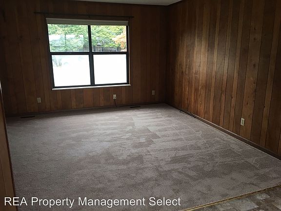 3rd image of 6108 Kirbury Ln