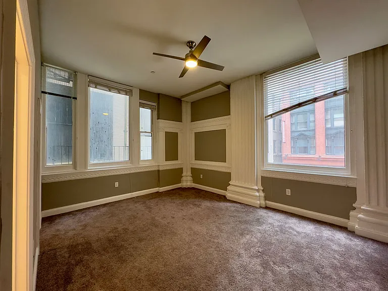 Apartment Units with In-Unit Laundry in Downtown Baltimore, MD! — Photo 10