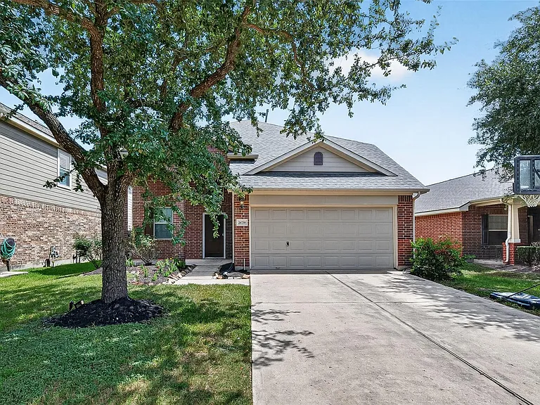 26738 Henson Falls Dr — Photo 2