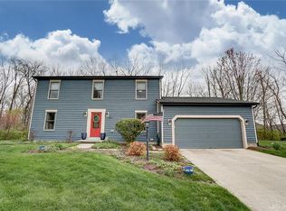 4057 Glen Berry Cir, Bellbrook, OH 45305