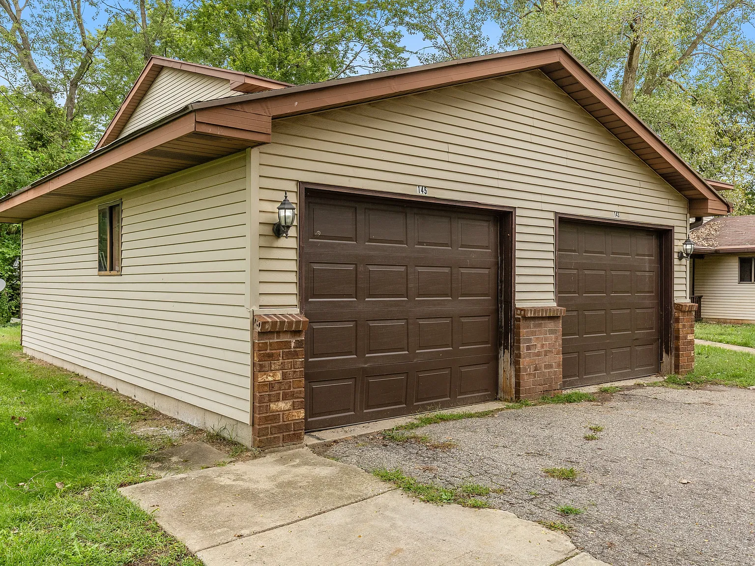 2 bed, 900 sqft, $1,250 — Photo 2