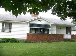 45 Grove St, Delevan, NY 14042