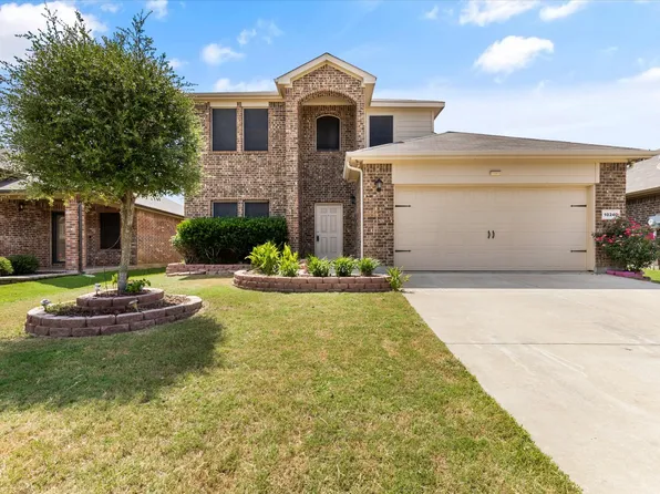 10240 Almondtree Dr, Fort Worth, TX 76140