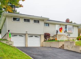 284 Fairview Ave, Cedar Grove, NJ 07009