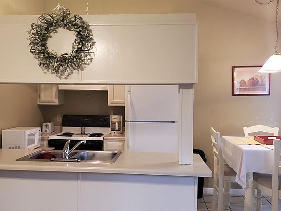 3rd image of 1313 Palo Blanco Dr APT D