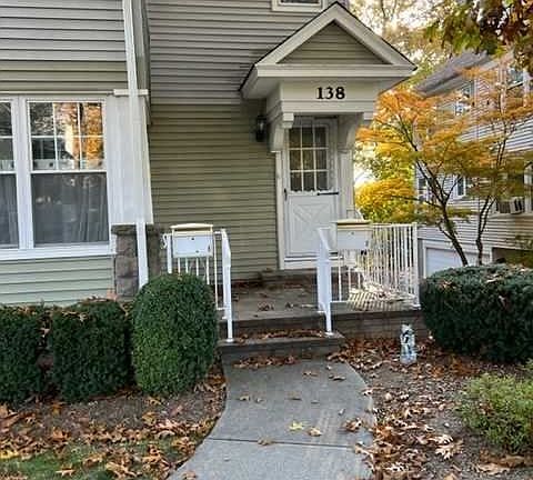 5th image of 138 Highland Ave