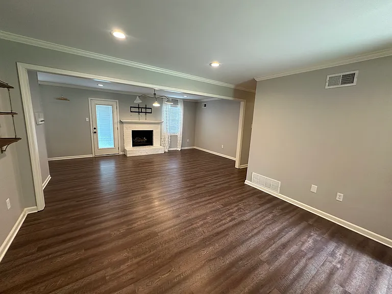 895 Barbara Lynn Dr — Photo 6