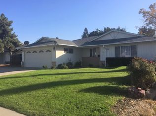 315 E Evergreen Ave, Visalia, CA 93277
