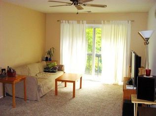 72 Chelsea Cir, Clementon, NJ 08021