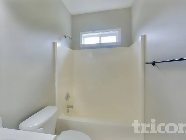 115 Victor Ln — Photo 17