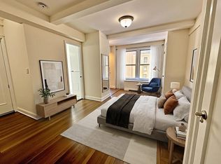 305 W 57th St UNIT 602, New York, NY 10019