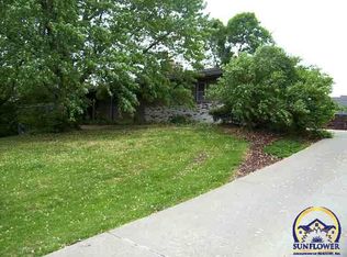 7831 SW 10th Ave, Topeka, KS 66615