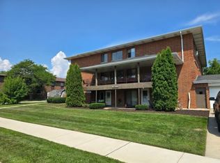 4008 89th St #2, Kenosha, WI 53142