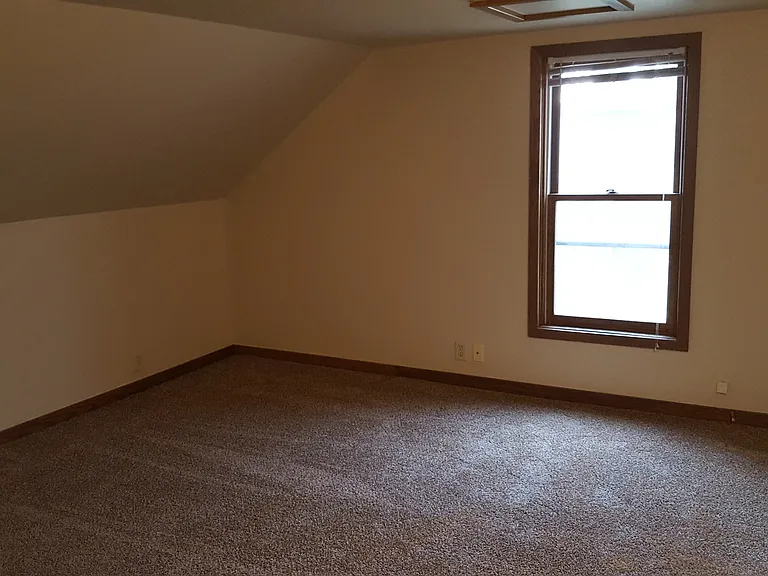 507 Humboldt Ave — Photo 10