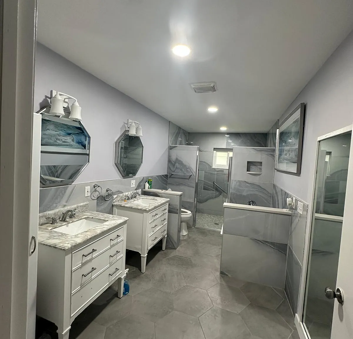 3 bed, 2.0 bath, 2400 sqft, $3,000 — Photo 4