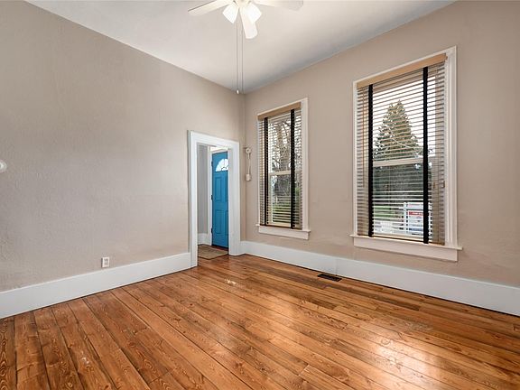 5th image of 2243 N Franklin St