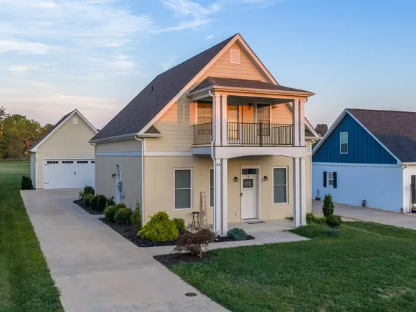 34 Florence Sarah Ln, Lexington, VA 24450