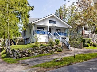 214 N 57th St, Seattle, WA 98103