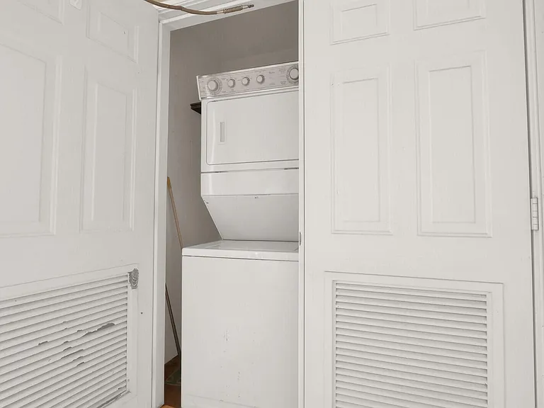 8319 Mulligan Cir — Photo 26