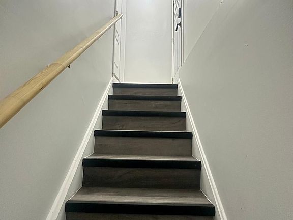 2nd image of 3230 Bayham Ln #Basement