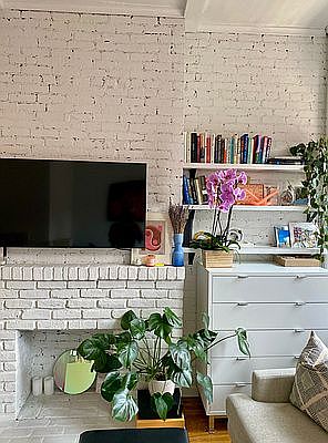 4th image of 242 W 4th St APT 3A