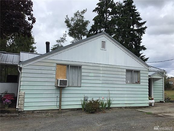 2nd image of 615 Leonard Rd