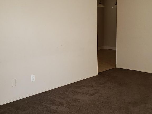2nd image of 16120 Boyle Ave