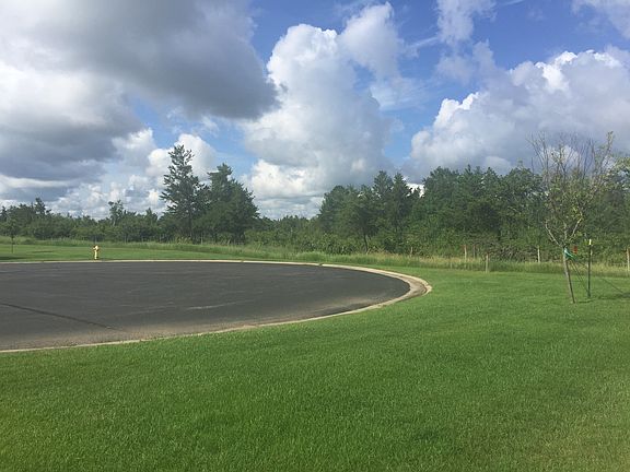 Patio view of cul-de-sac