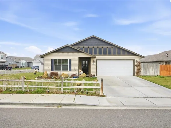 5001 Antioch Dr, Pasco, WA 99301