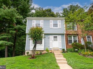 9032 Golden Leaf Ct, Springfield, VA 22153