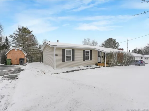 85 Flemming Rd, Fredericton, NB E3B 5J8