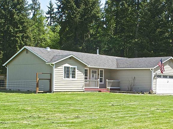 2nd image of 15028 Champion Estates Dr SE