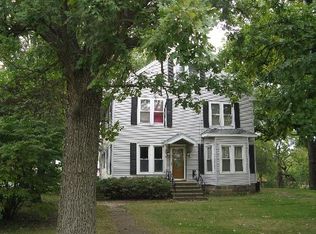 7550 E Rice Rd, Gardner, IL 60424