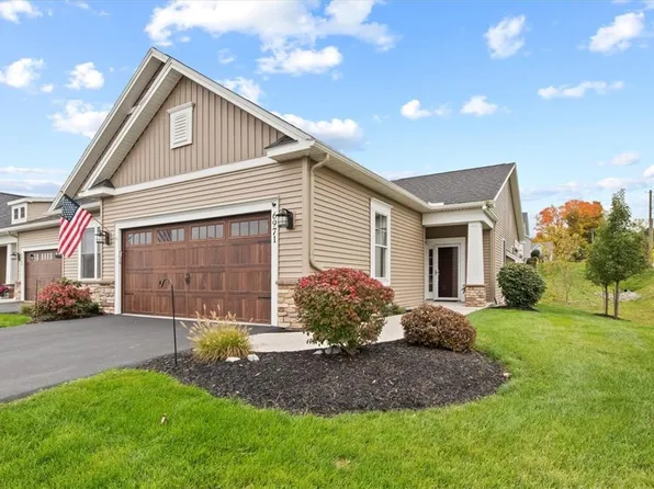 6971 Wyndham Hl, Victor, NY 14564