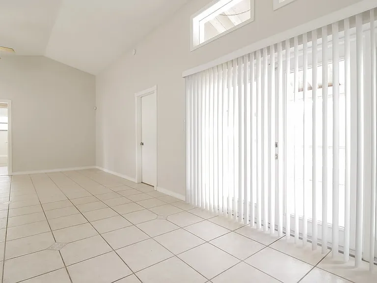 10064 Marguex Dr — Photo 6