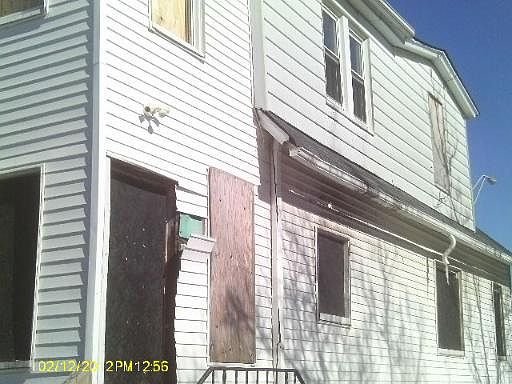 2nd image of 1632 S Hanover St