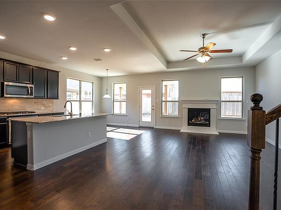5th image of 716 Bird Creek Dr