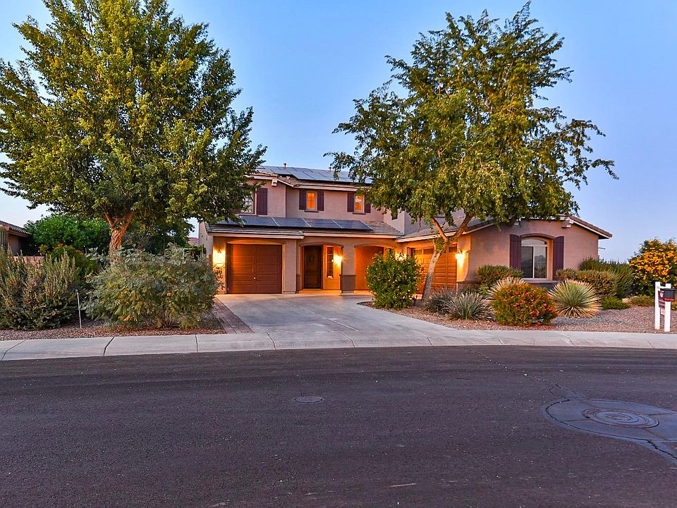 1st image of 2772 E Carob Dr