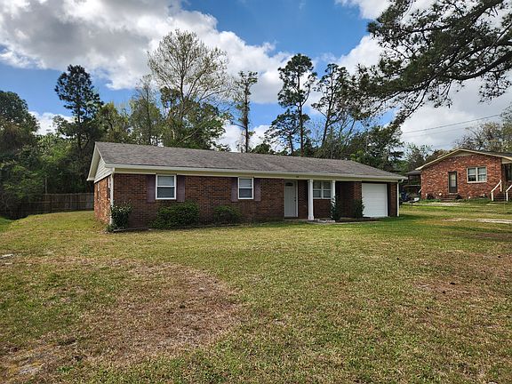 3rd image of 4216 Lockwood Dr