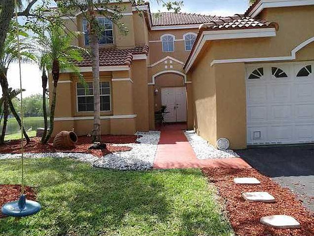 1st image of 1372 Bayview Cir