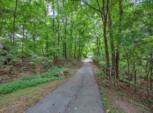 7498 Swift Rd, Greenbrier, TN 37073