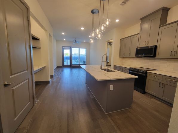 2700 Old Denton Rd #1017, Carrollton, TX 75007
