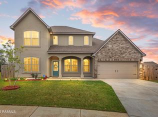112 Hardwood Dr, Lafayette, LA 70508