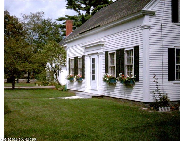 2nd image of 164 Summer St