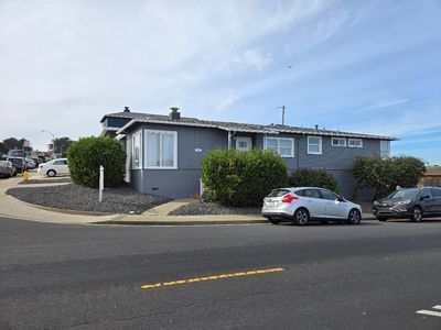 696 Skyline Dr, Daly City, CA, 94015