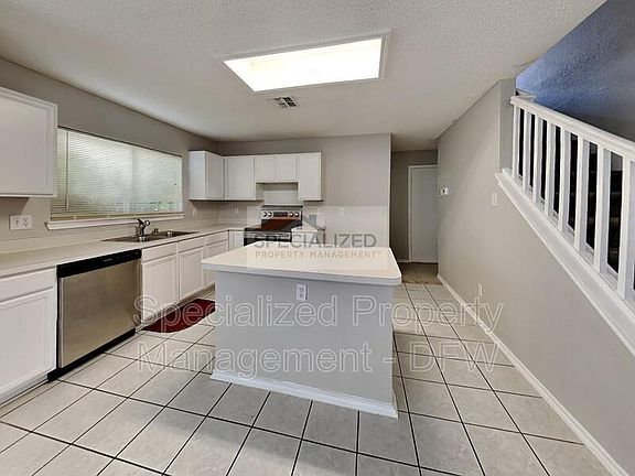 3rd image of 2136 Glenhaven Dr